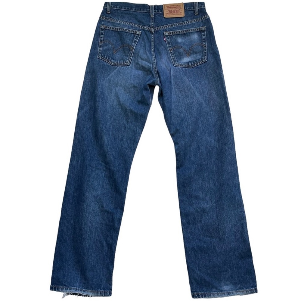 Levi’s 528 Men Size 33 x 32 Metro Fit 100% Cotton Medium Wash